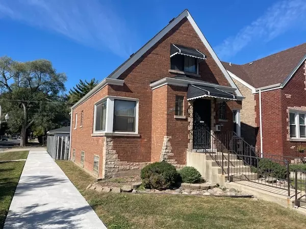 10458 S Calumet AVE, Chicago, IL 60628