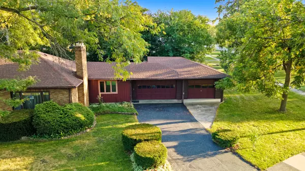 Homewood, IL 60430,2347 Spruce RD