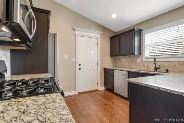 Naperville, IL 60565,1931 Ridgefield LN