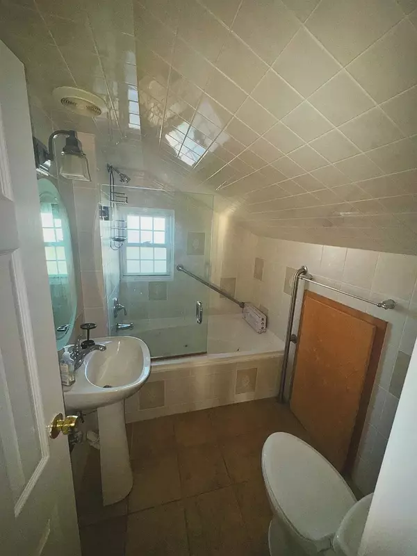 Chicago, IL 60707,2443 N Oak Park ST #2