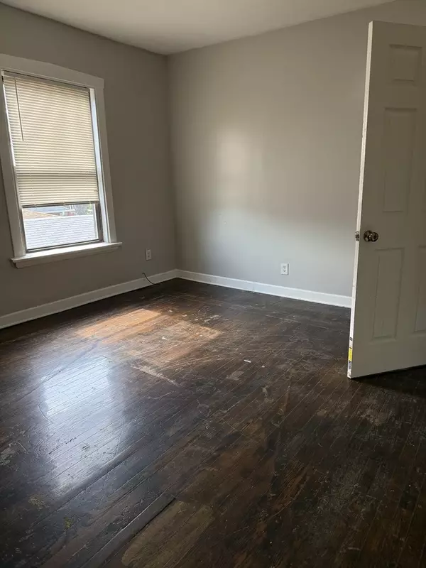 Chicago, IL 60620,8411 S Elizabeth ST