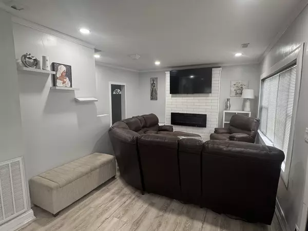 Dolton, IL 60419,13910 Lincoln AVE