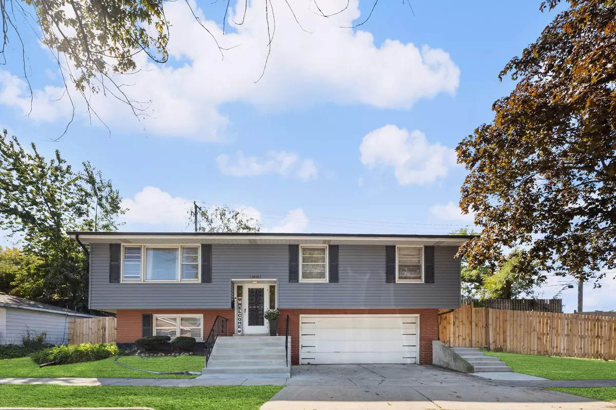 Evergreen Park, IL 60805,2635 W 94th PL