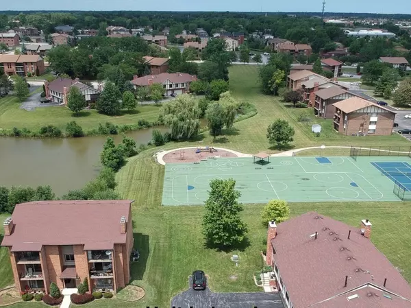 Orland Park, IL 60462,9866 Treetop DR #0