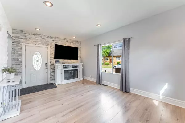 Maywood, IL 60153,1203 S 4th AVE