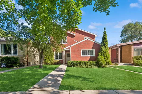 2011 Brummel ST, Evanston, IL 60202