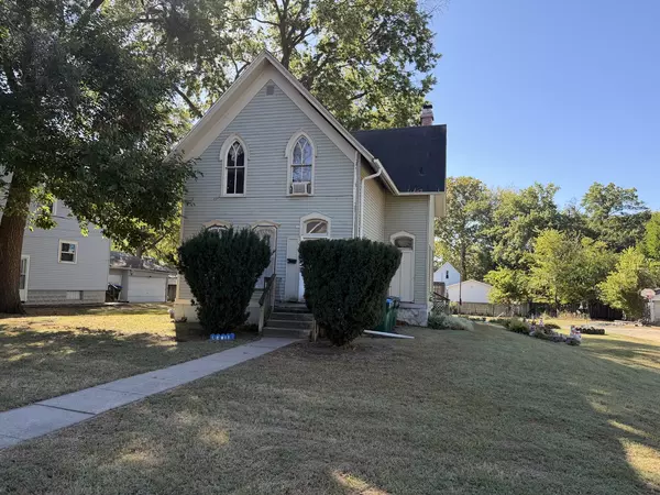 312 E 3rd ST, Rock Falls, IL 61071