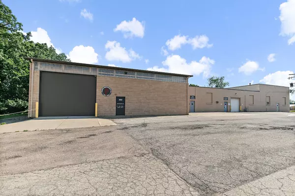 303 Elgin AVE, Elgin, IL 60120