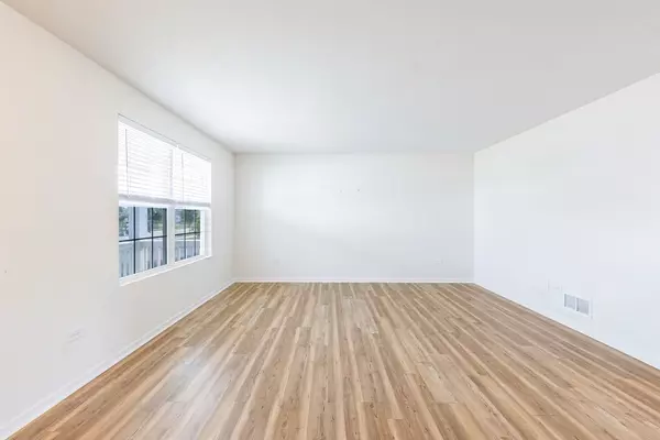 Plano, IL 60545,1019 Freeman ST