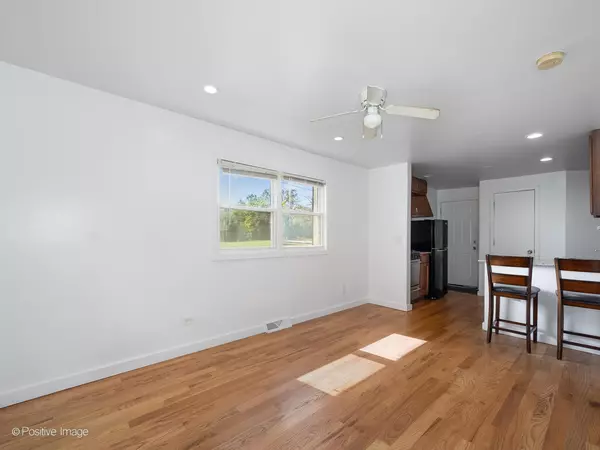 North Chicago, IL 60064,2137 Dickey AVE