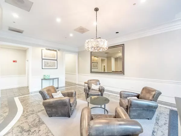 Chicago, IL 60654,630 N State ST #2204