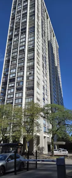 5455 N Sheridan RD #2415, Chicago, IL 60640