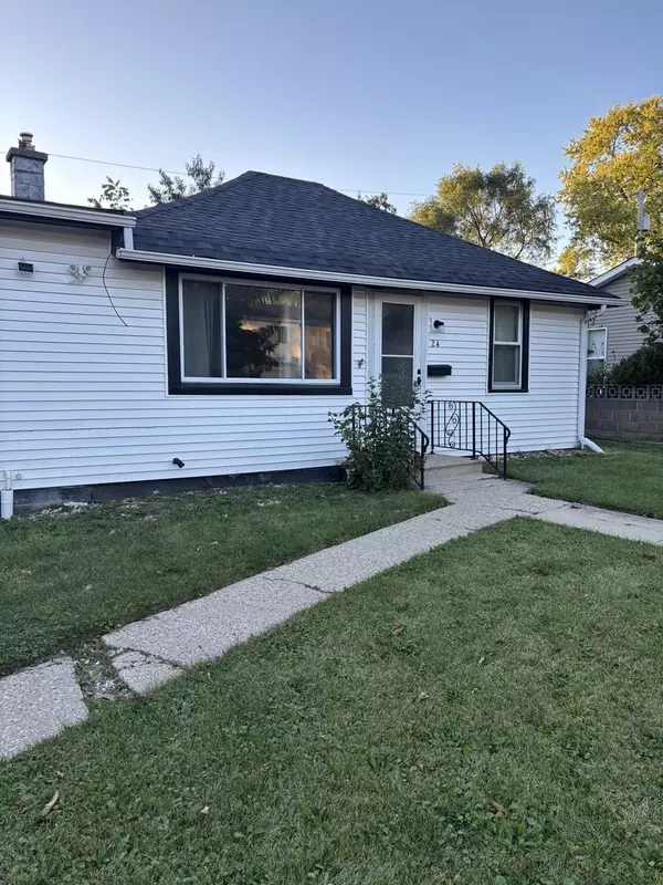 Waukegan, IL 60085,24 Washington TER