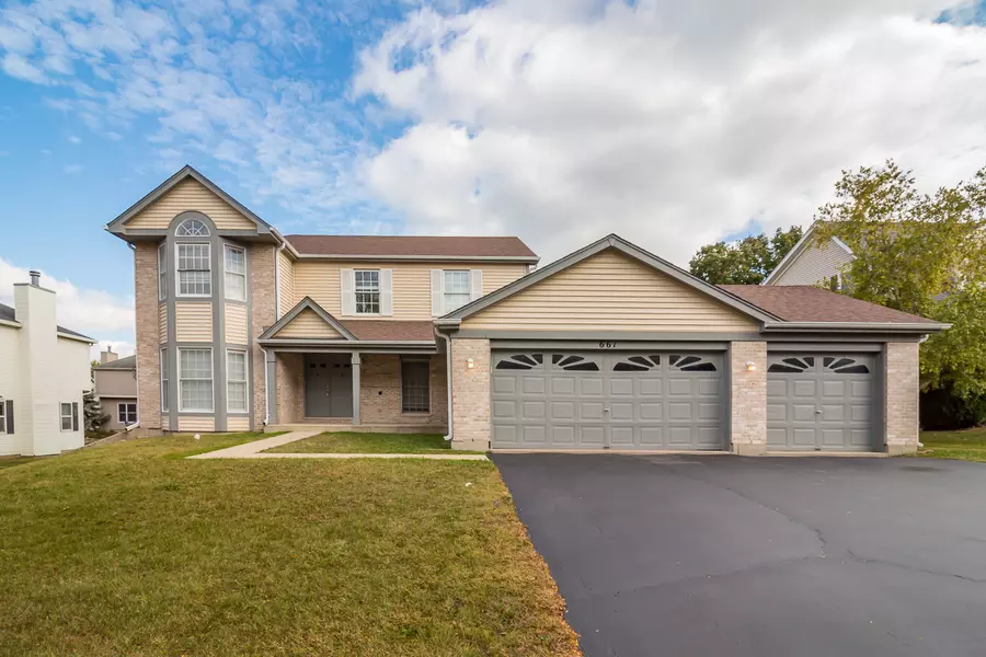 661 Majestic DR, Algonquin, IL 60102