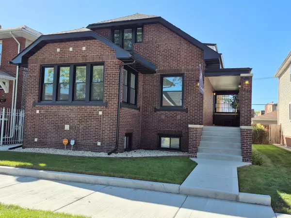 Chicago, IL 60649,7440 S Oglesby AVE