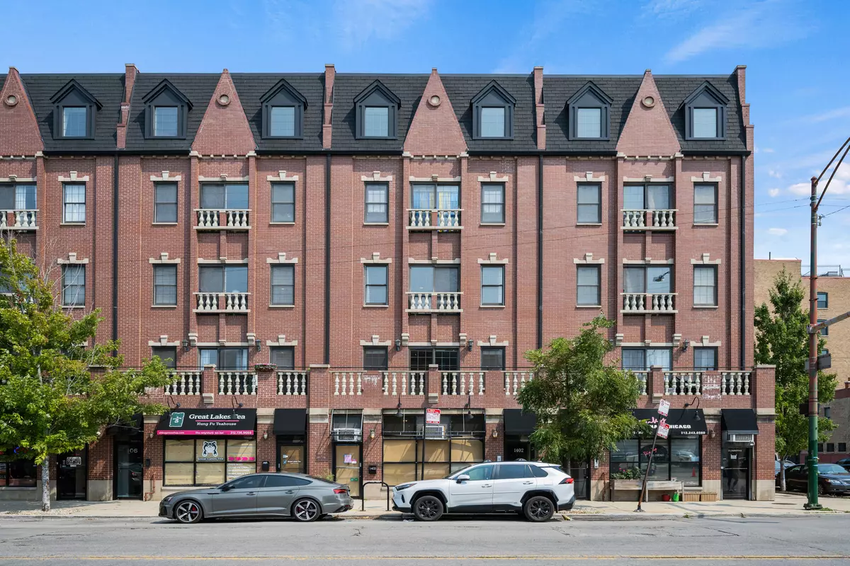 Chicago, IL 60642,1402 W GRAND AVE #2