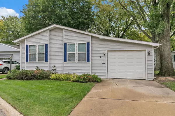 Elgin, IL 60123,117 Parkwood RD
