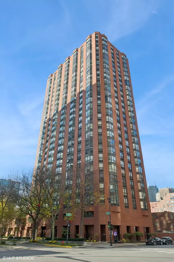 899 S Plymouth CT #404, Chicago, IL 60605