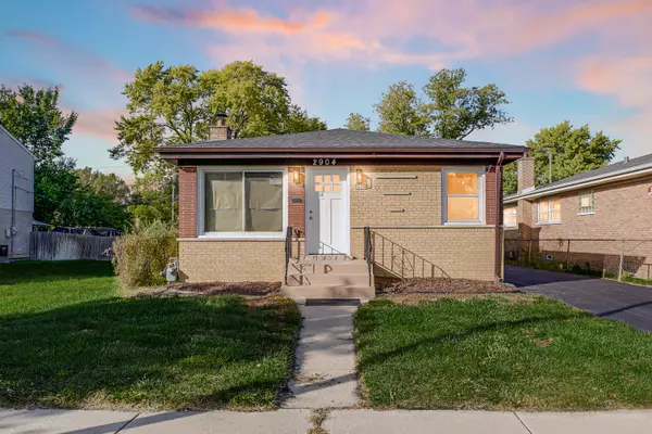 2904 140th ST, Blue Island, IL 60406