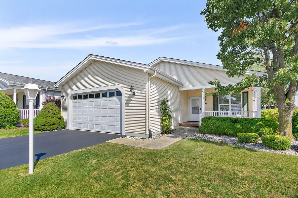 Grayslake, IL 60030,115 Hunter CT