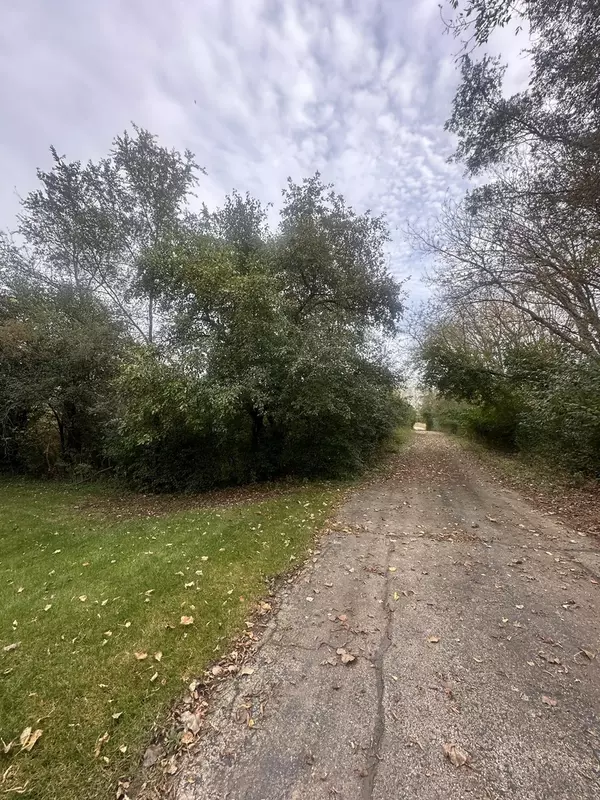 Long Grove, IL 60047,0 ENDWOOD DR