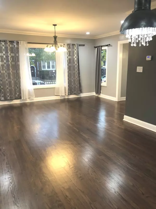 Chicago, IL 60639,4858 W Concord PL #1