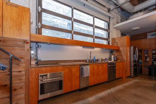 Chicago, IL 60608,2425 W 14th ST