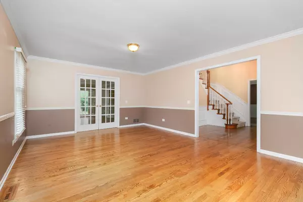 Lake Forest, IL 60045,1156 Mount Vernon AVE