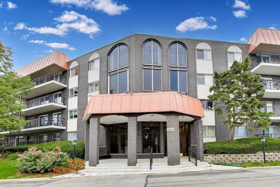 4940 Foster ST #108, Skokie, IL 60077