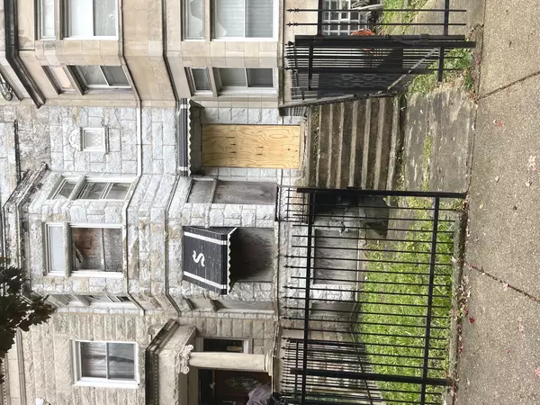 3619 W Lexington ST, Chicago, IL 60624