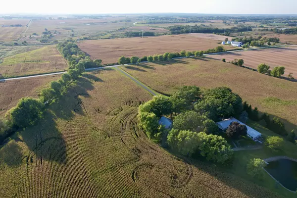 Huntley, IL 60142,6912 Mensching RD
