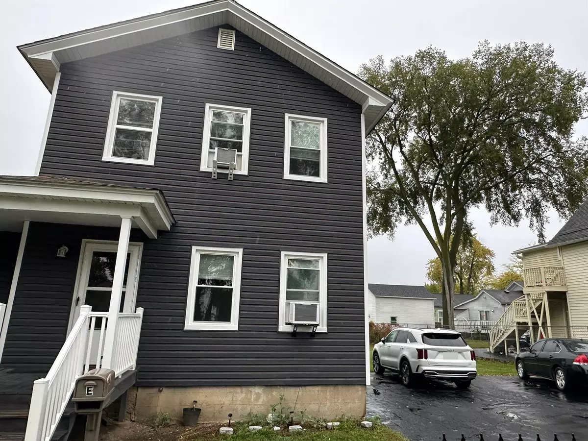 Aurora, IL 60505,728 Kane ST #Apt-B