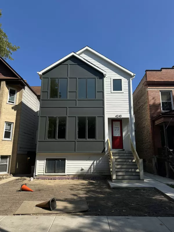 4243 N Damen AVE N #1F, Chicago, IL 60618