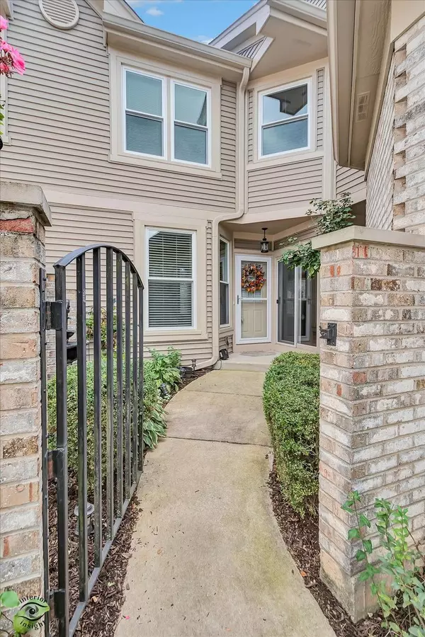 Naperville, IL 60540,1114 TENNYSON LN