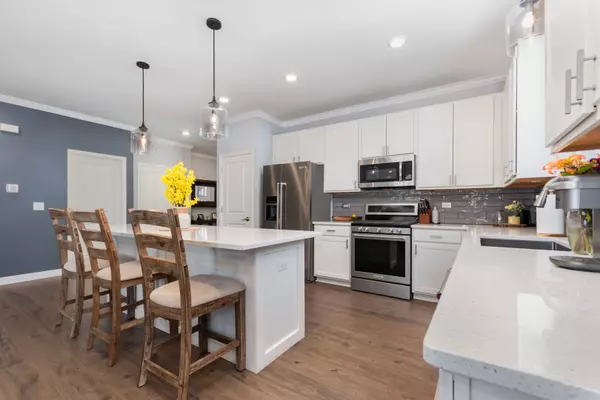 Manhattan, IL 60442,14820 W Deere DR