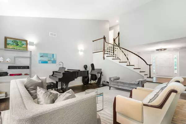 Lake Bluff, IL 60044,55 Trowbridge CIR