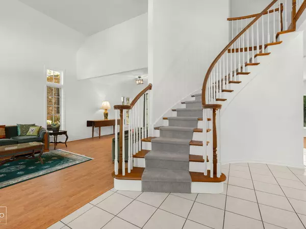 Downers Grove, IL 60516,9S211 Graceland ST