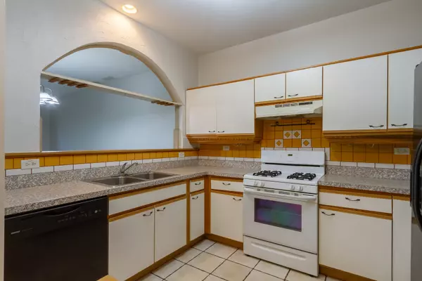 Carpentersville, IL 60110,1244 Brookdale DR #1244
