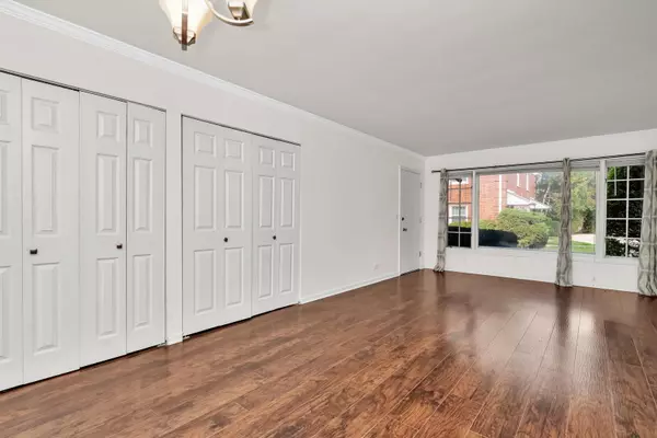 Glenview, IL 60025,1505 Plymouth PL #1E