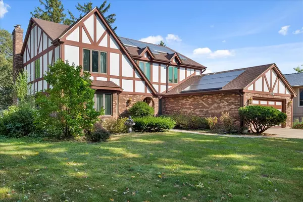 Bartlett, IL 60103,150 Shady LN
