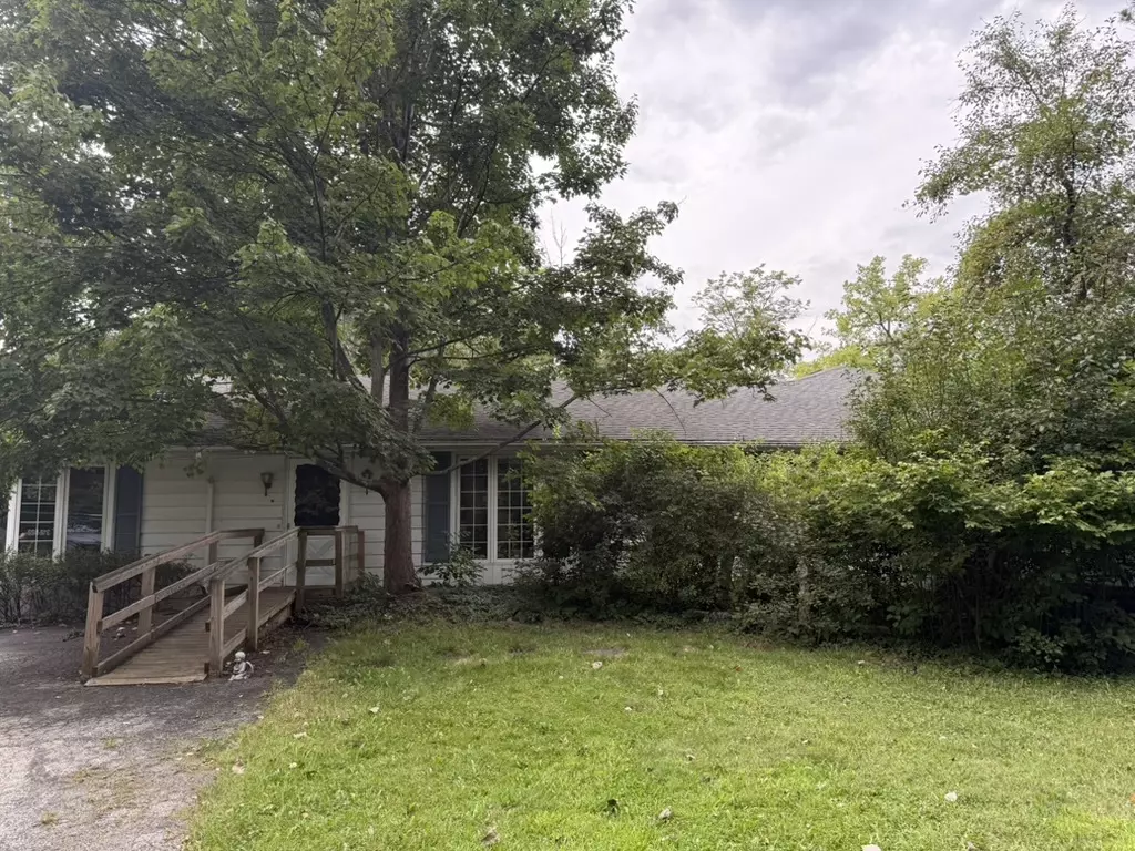 Riverwoods, IL 60015,1920 Thornwood LN