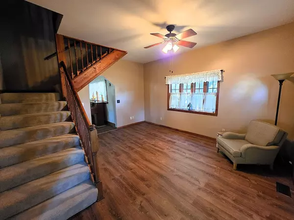 Plano, IL 60545,18 W Steward ST