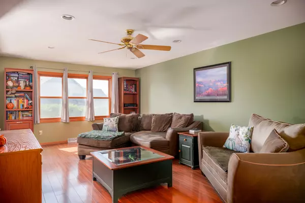 Kenosha, WI 53144,5307 28th PL