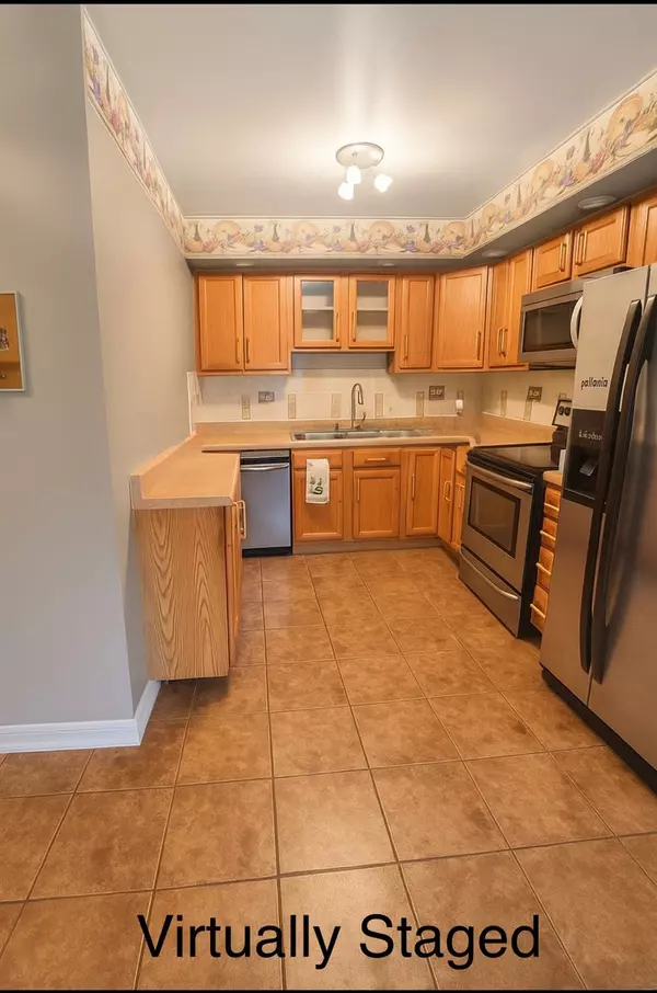 Oak Park, IL 60302,Address not disclosed
