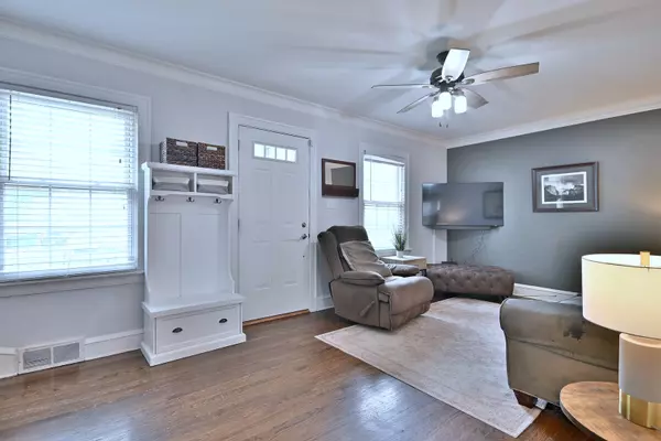 Chicago, IL 60631,6727 N Oketo AVE