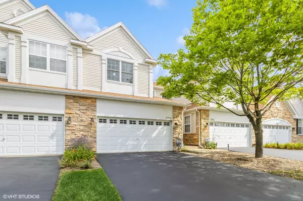 2956 Talaga DR, Algonquin, IL 60102
