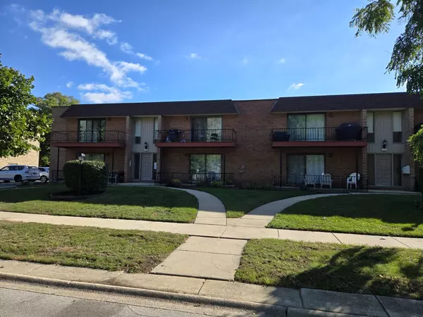 643 N Carroll Pkwy #210B, Glenwood, IL 60425