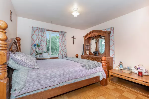 Aurora, IL 60505,61 S Union ST