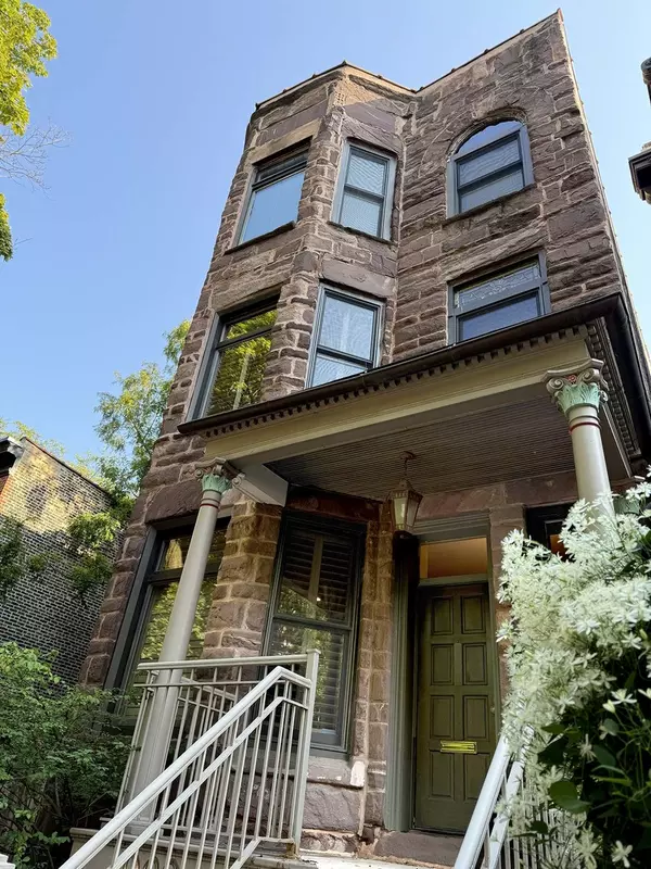 Chicago, IL 60614,907-909 W Webster AVE