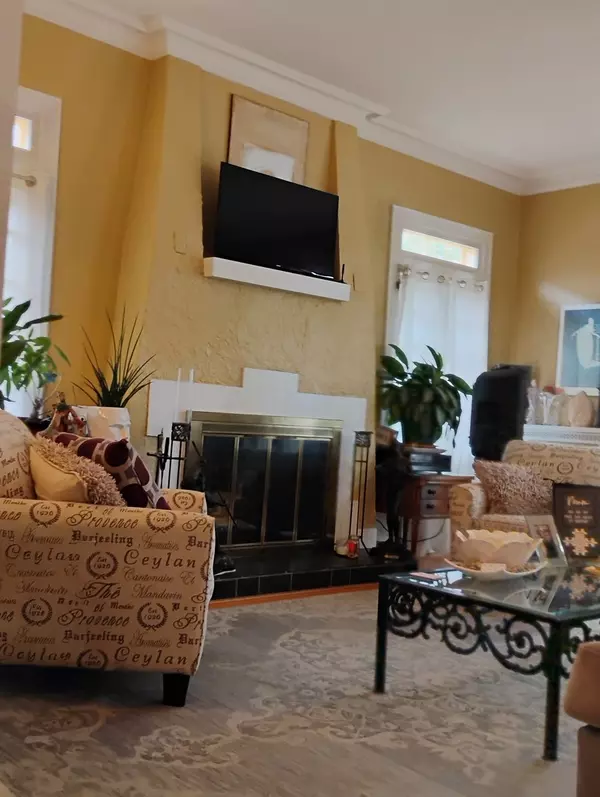 Chicago, IL 60630,5148 N Kostner AVE